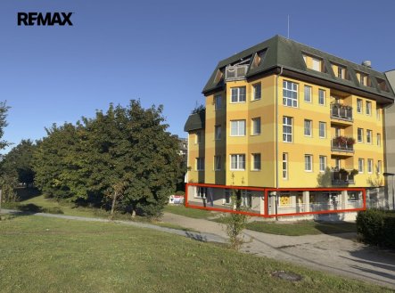 Prodej obchodní prostory, 141 m² obrázek