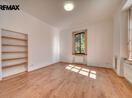 Pronájem bytu, 2+kk, 63 m²