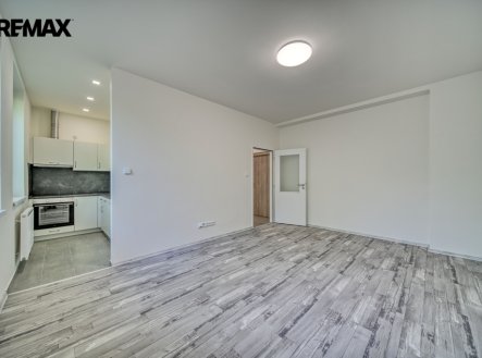Pronájem bytu, 3+kk, 59 m²