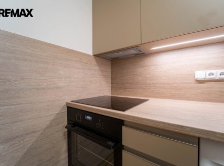 Pronájem bytu, 2+kk, 44 m²