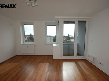 Pronájem bytu, 1+kk, 37 m²