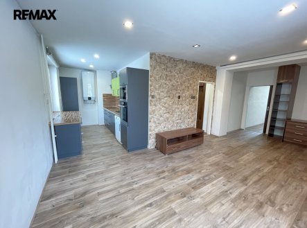 Pronájem bytu, 2+1, 50 m²
