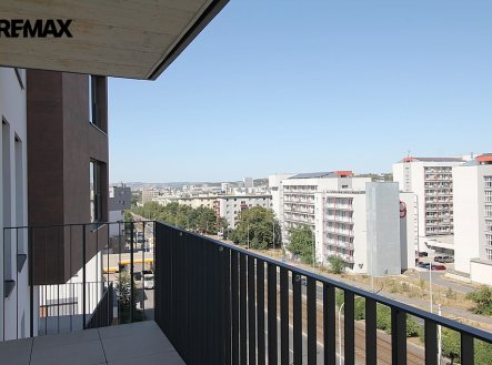 Pronájem bytu, 1+kk, 34 m²
