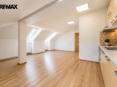 Pronájem bytu, 3+kk, 63 m²
