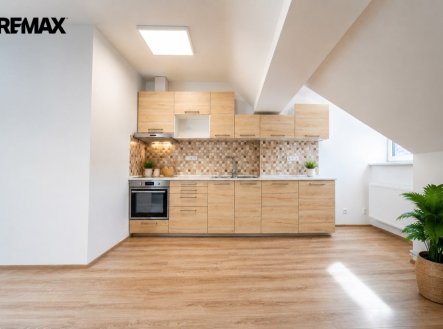 Pronájem bytu, 3+kk, 63 m²