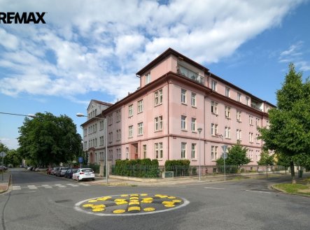 Pronájem bytu, 2+kk, 42 m²