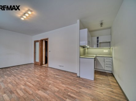 Pronájem bytu, 1+kk, 31 m²