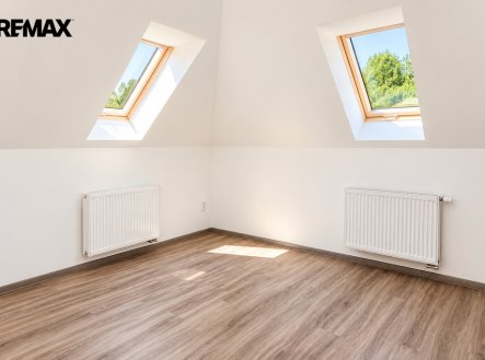 Pronájem bytu, 3+kk, 74 m²
