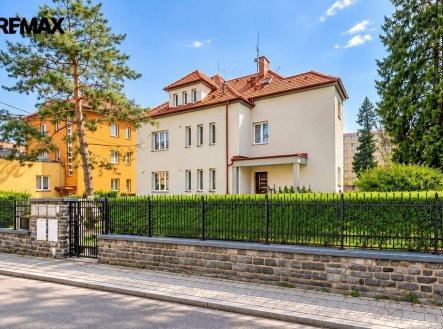 Pronájem bytu, 3+kk, 74 m²