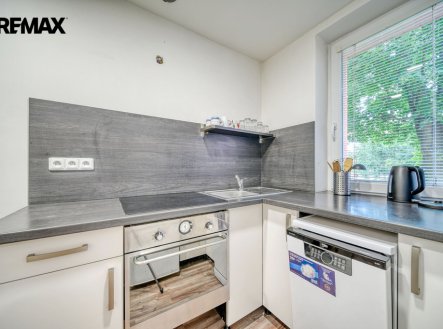 Pronájem bytu, 2+kk, 35 m²