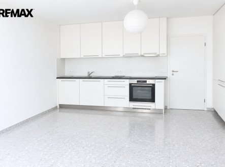 Pronájem bytu, 1+kk, 35 m²