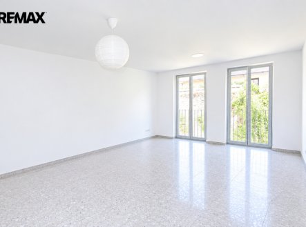 Pronájem bytu, 1+kk, 35 m²