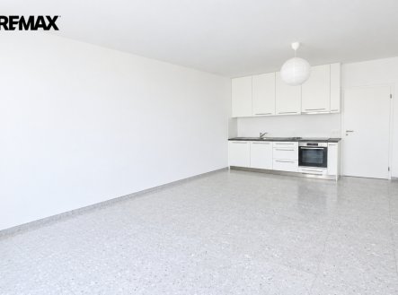 Pronájem bytu, 1+kk, 35 m²