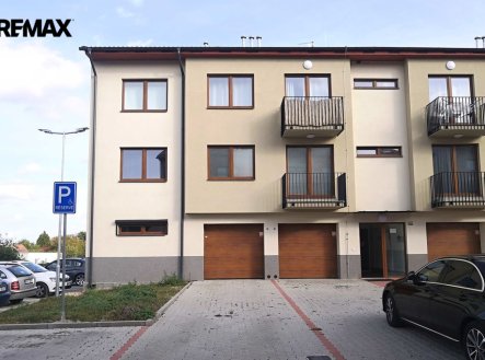 Pronájem bytu, 1+kk, 38 m²