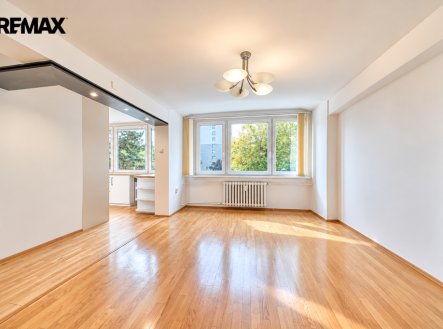 Pronájem bytu, 3+kk, 77 m²