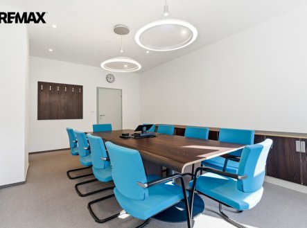 zasedací místnost | Pronájem - kanceláře, 91 m²