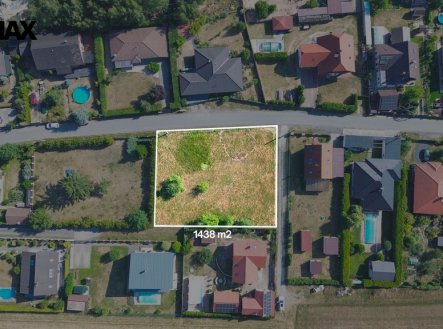 Prodej pozemku pro bydlení, 1 438 m²