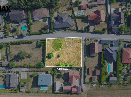 pozemek-1.jpg | Prodej - pozemek pro bydlení, 1 438 m²