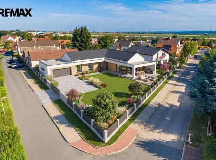 Prodej pozemku pro bydlení, 905 m²