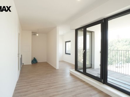 Pronájem bytu, 1+kk, 33 m²