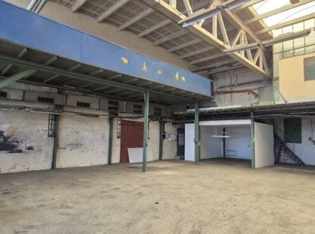 Pronájem skladu, 216 m²