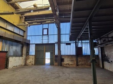 Pronájem skladu, 216 m²