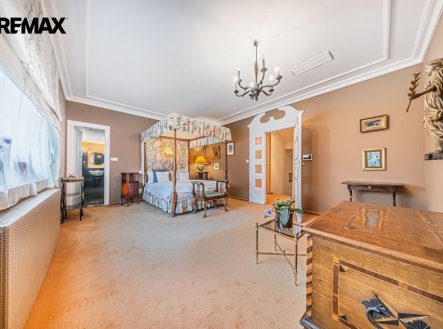 Prodej domu/vily, 333 m²