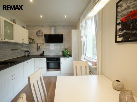Pronájem bytu, 3+kk, 64 m² obrázek