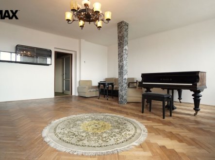 Pronájem bytu, 4+1, 125 m²