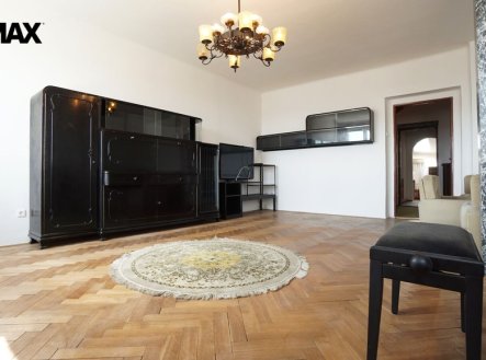 Pronájem bytu, 4+1, 125 m²
