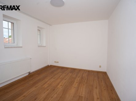 Pronájem bytu, 2+kk, 35 m²