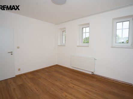 Pronájem bytu, 2+kk, 35 m²