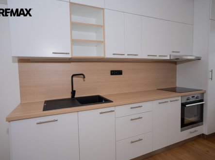 Pronájem bytu, 2+kk, 56 m²
