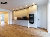 Pronájem bytu, 4+kk, 130 m²