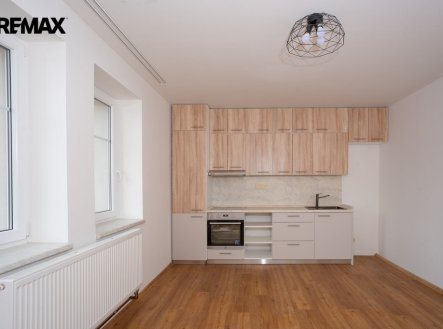 Pronájem bytu, 2+kk, 44 m²