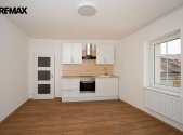 Pronájem bytu, 1+kk, 29 m²