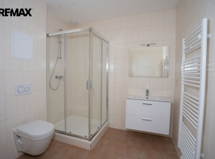 Pronájem bytu, 1+kk, 29 m²