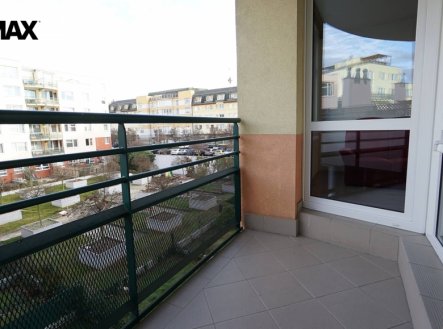 img_1ae4b60079.jpg | Prodej bytu, 2+kk, 54 m²