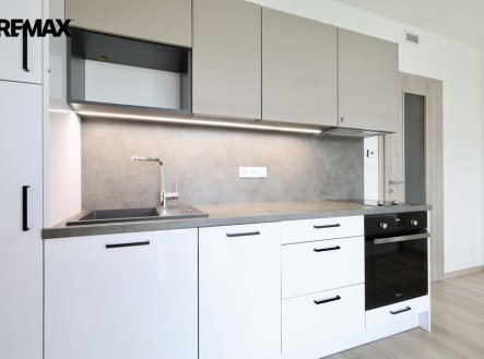 Pronájem bytu, 1+kk, 31 m²