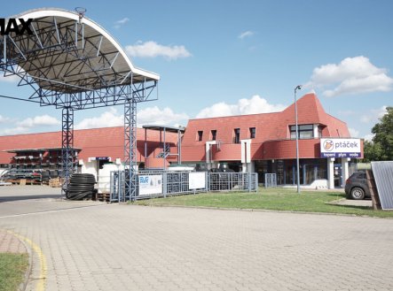 Pronájem skladu, 2 299 m²