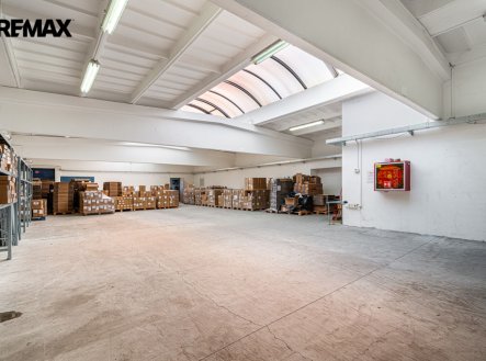 Prodej výrobní prostory, 2 029 m²