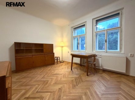 Pronájem domu/vily, 168 m²