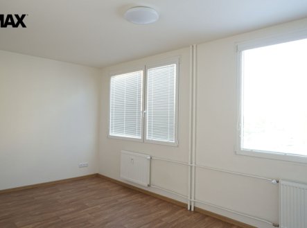 Pronájem bytu, 1+kk, 27 m²