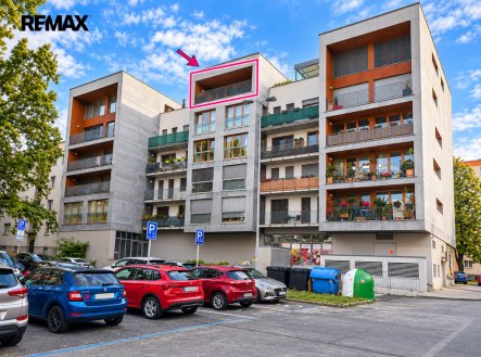 Pronájem bytu, 2+kk, 62 m²