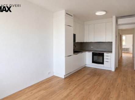 Pronájem bytu, 2+kk, 42 m²