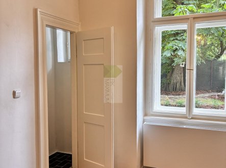 Pronájem bytu, 2+kk, 43 m²