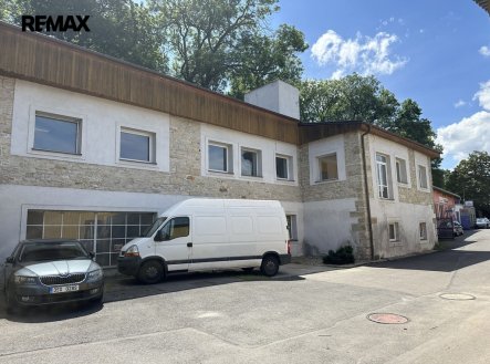 Prodej výrobní prostory, 1 784 m²