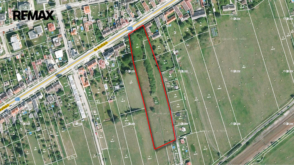 pozemek-aerial01.jpg