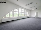 Pronájem kanceláře, 52 m²