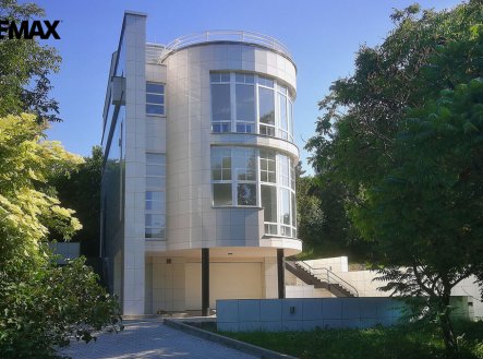 Prodej domu/vily, 323 m²